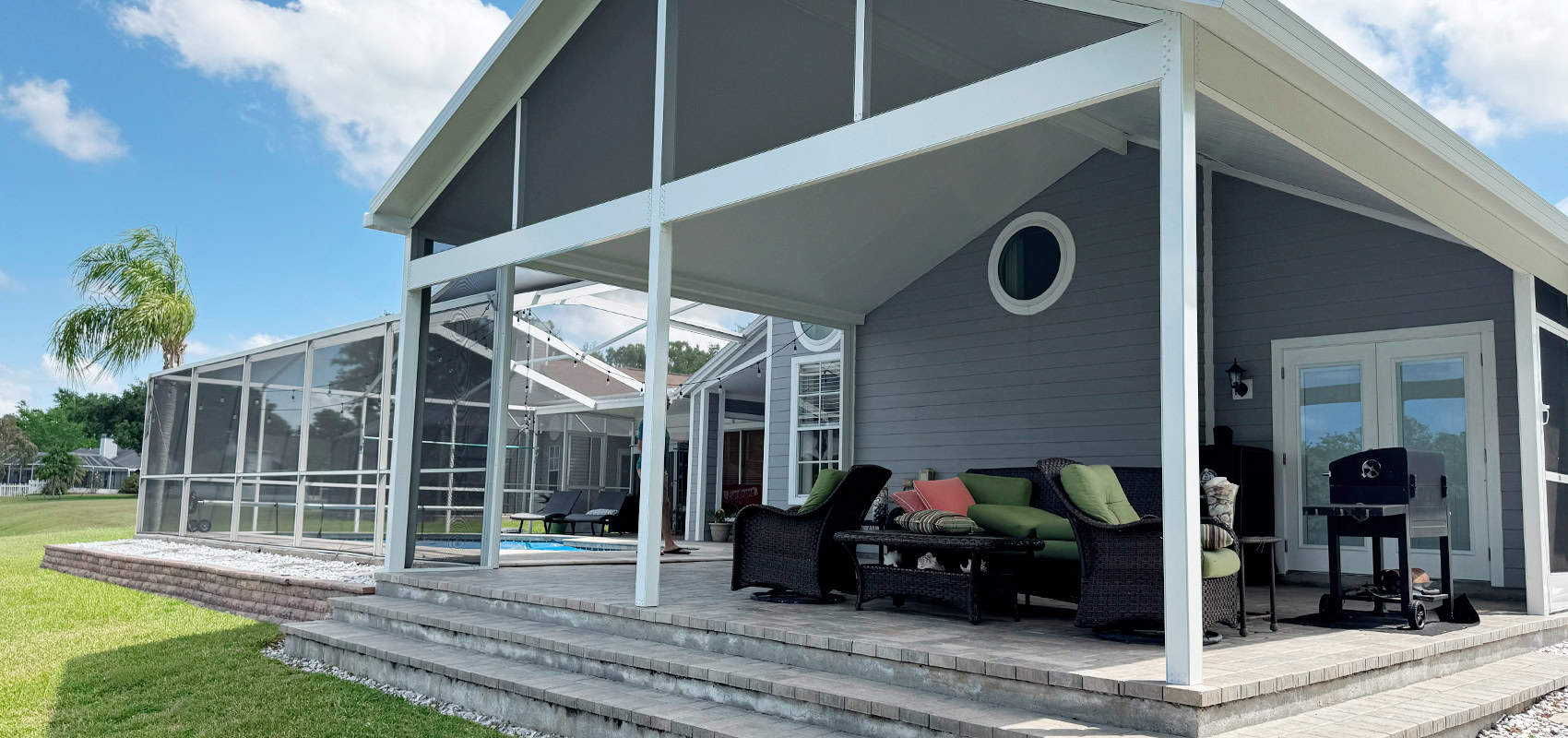 Pombos_Tampa-Bay-Florida-Screen-Enclosures_Banner_Screened-In-Porches_V4 Tampa Bay home with screened porch offering breeze and privacy